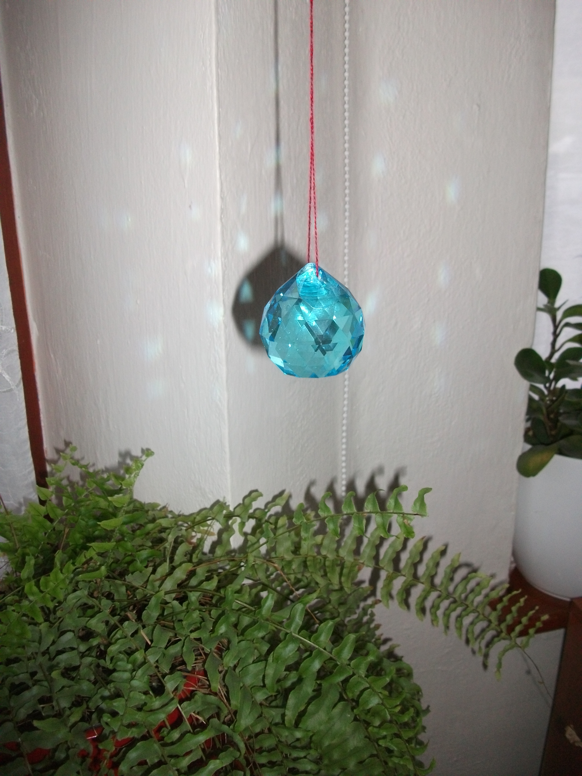 Feng shui, krištáľová guľa modrá